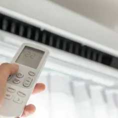 Jak włączyć ogrzewanie w klimatyzacji - proste kroki, które działają